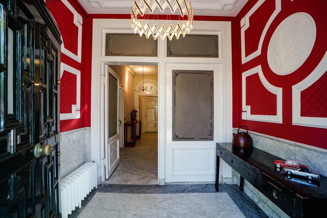 Photo 11 of Surinamestraat 21