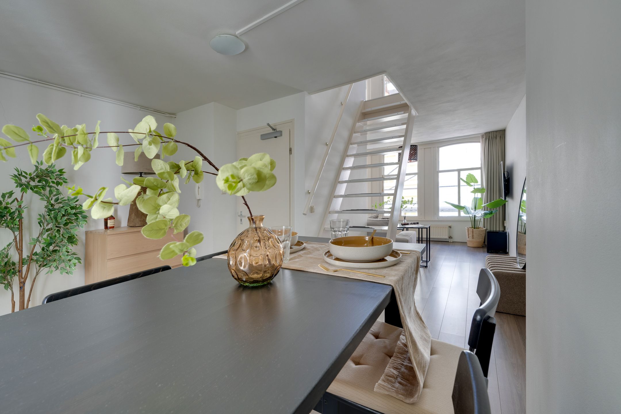 Photo 15 of Fokke Simonszstraat 16-1