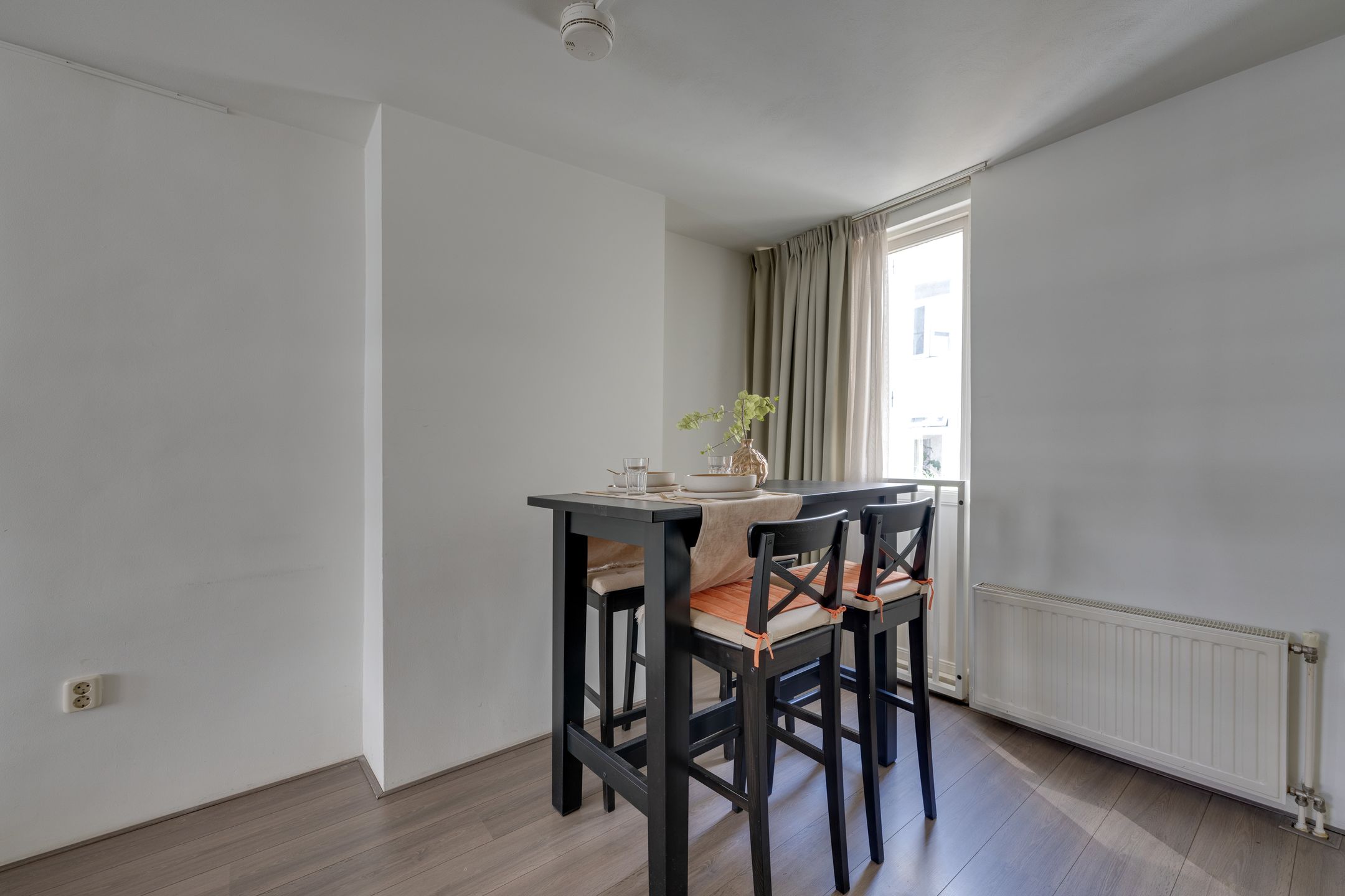 Photo 12 of Fokke Simonszstraat 16-1