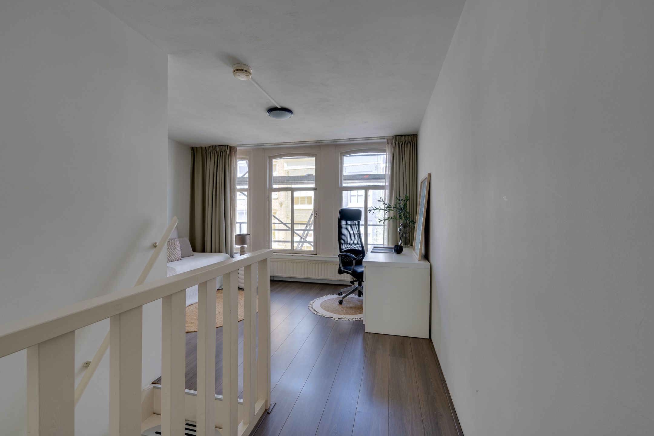 Photo 21 of Fokke Simonszstraat 16-1