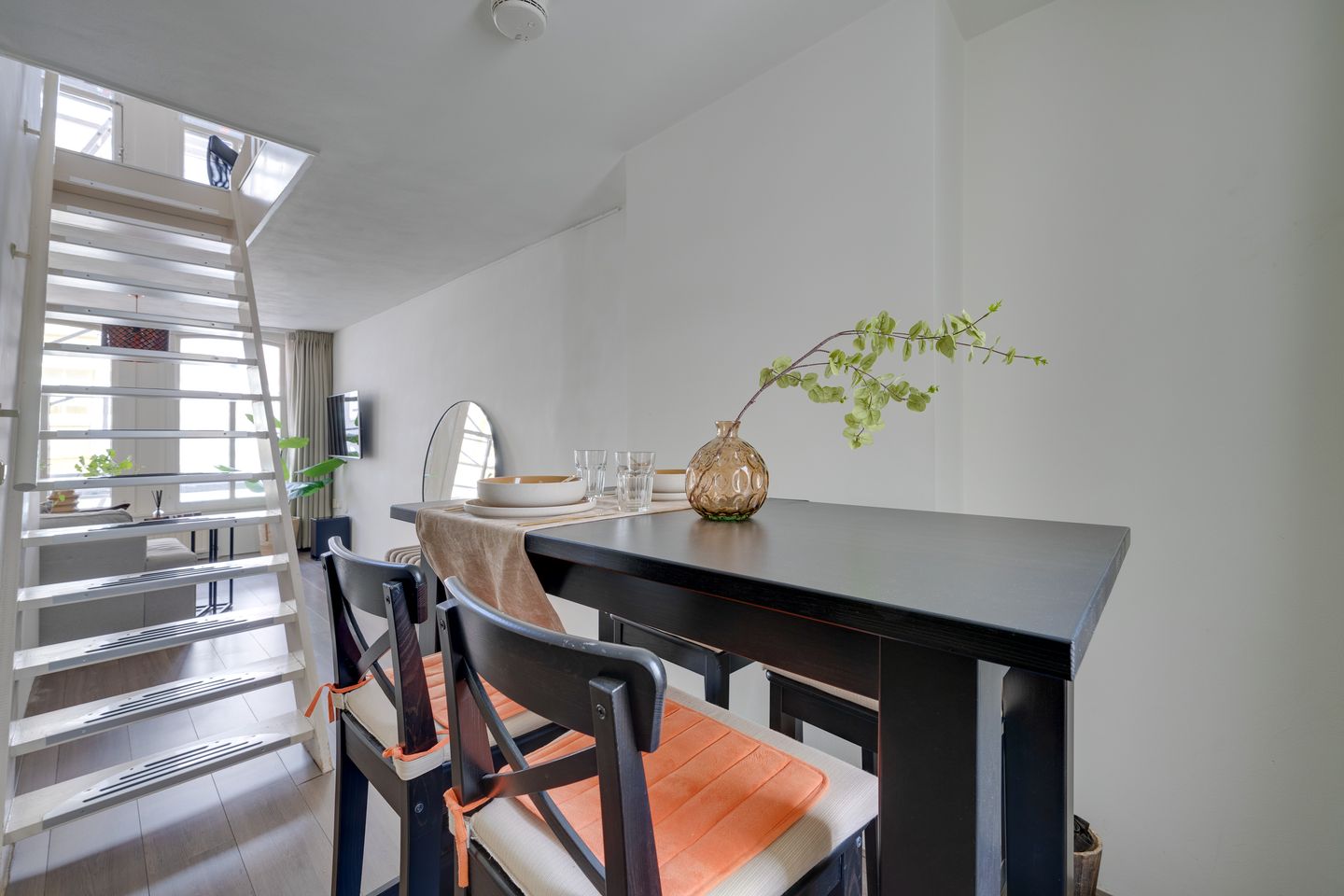 Photo 14 of Fokke Simonszstraat 16-1