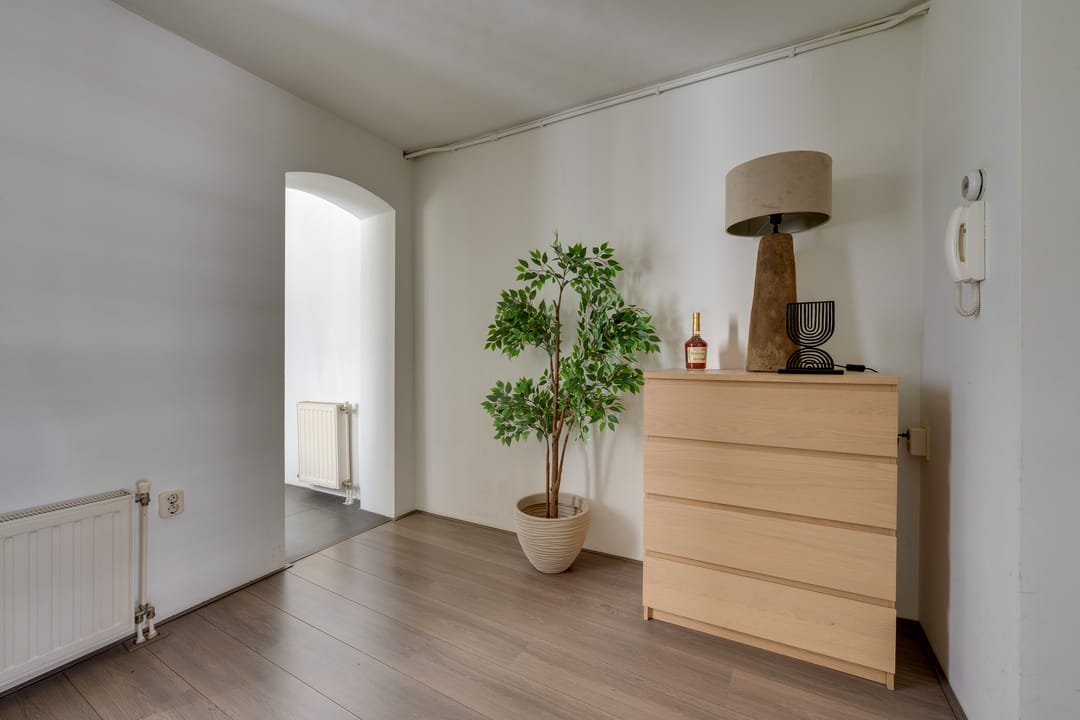 Photo 16 of Fokke Simonszstraat 16-1