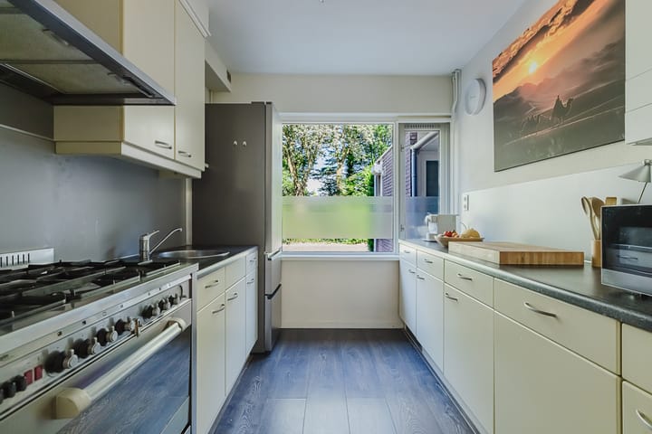 Tussenwoning te koop: Heliotroopdijk 98, Roosendaal