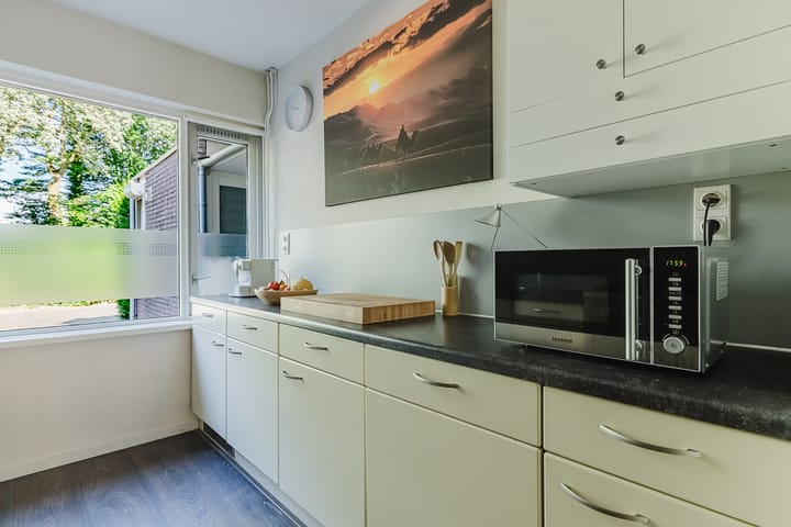Tussenwoning te koop: Heliotroopdijk 98, Roosendaal