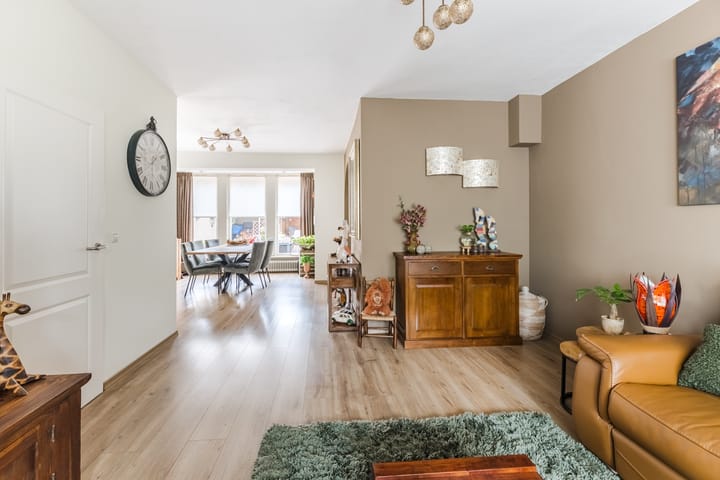 Tussenwoning te koop: Armstrongstraat 4, Hilvarenbeek