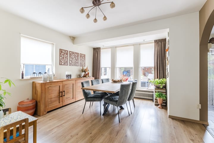 Tussenwoning te koop: Armstrongstraat 4, Hilvarenbeek