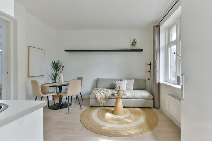 Photo 4 of Van Musschenbroekstraat 36-A