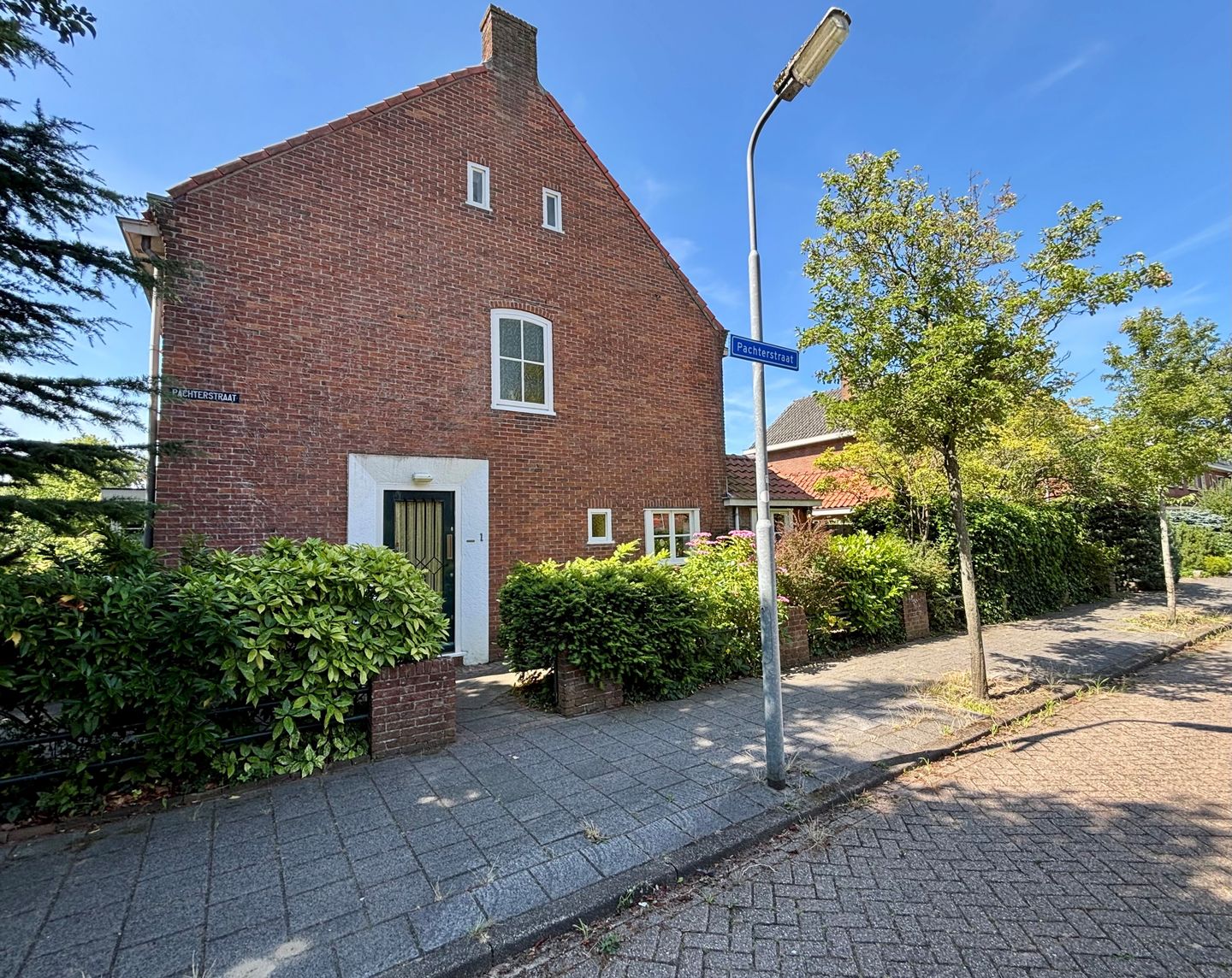 Photo 40 of Pachterstraat 1