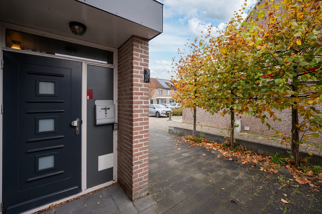 Photo 2 of Borstelgrasstraat 12
