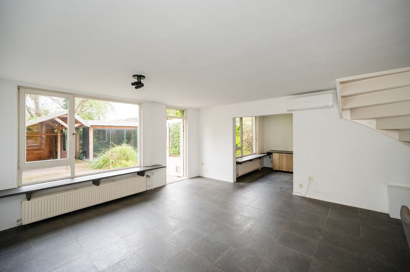 Photo 10 of Borstelgrasstraat 12