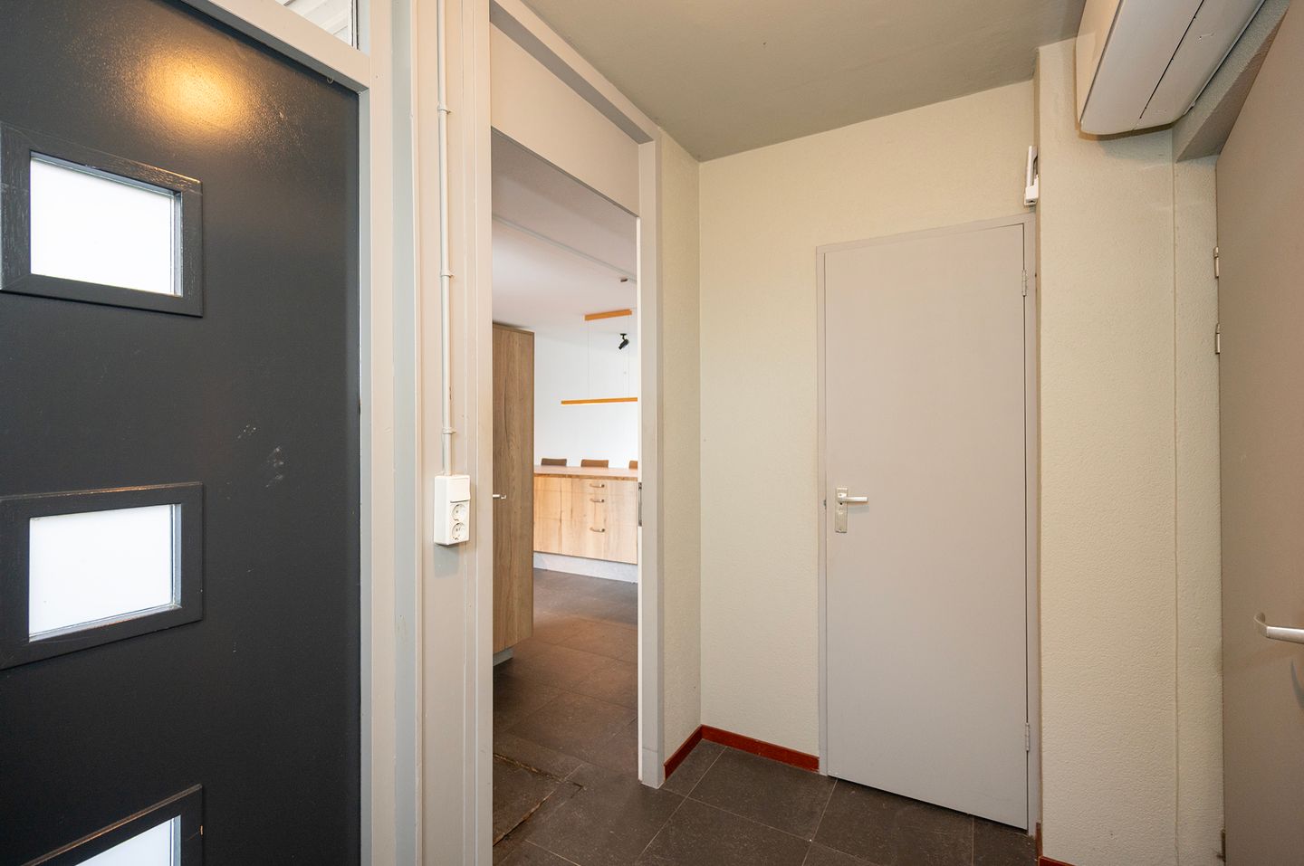 Photo 5 of Borstelgrasstraat 12