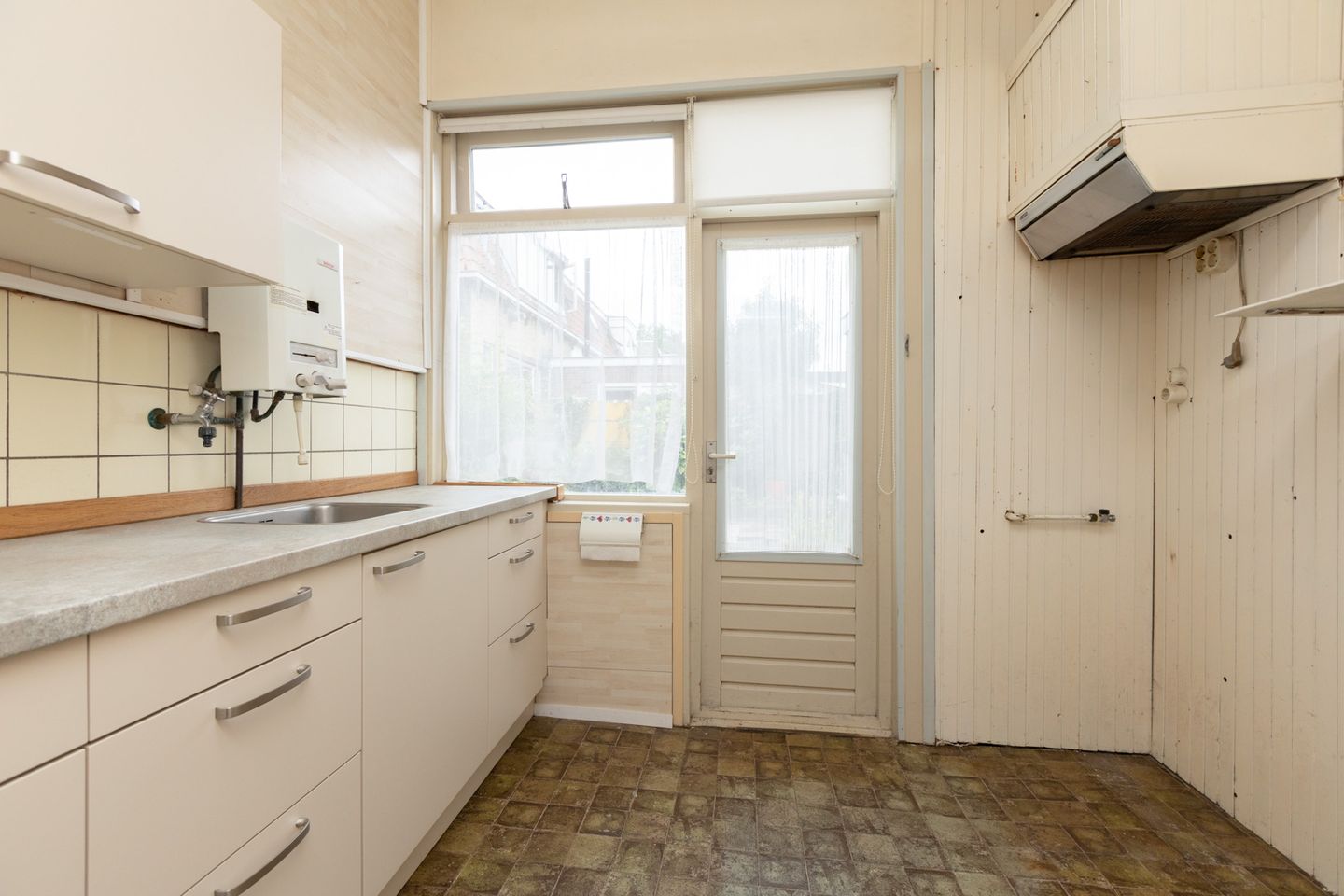 Photo 10 of Schoolstraat 27