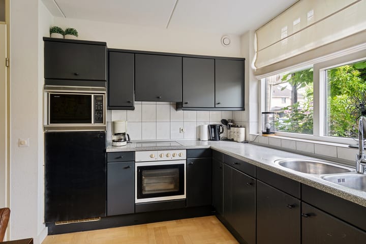 Tussenwoning te koop: Mariëndaal 56, Enschede