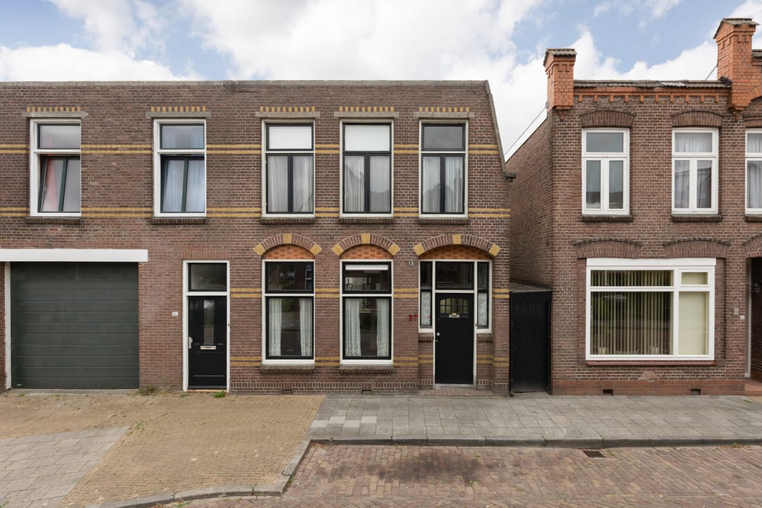 Photo 31 of Schoolstraat 27