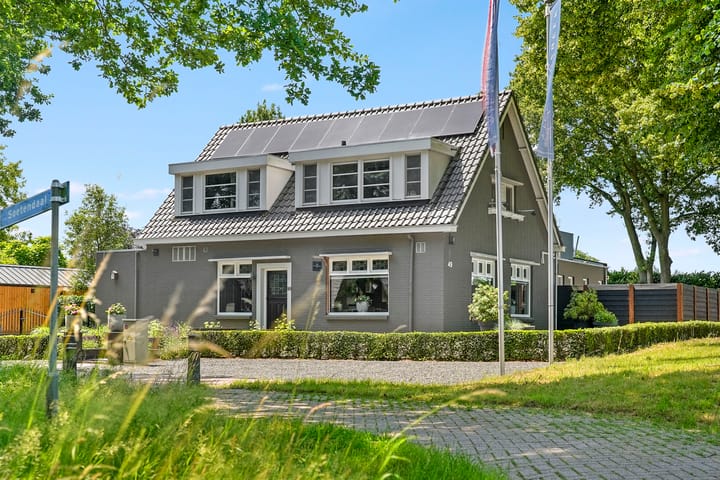 Foto 4 van Spoorstraat 49