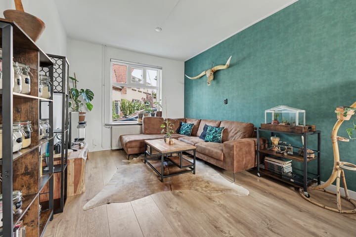 Hoekwoning te koop: Zwanebloemstraat 4, Almelo