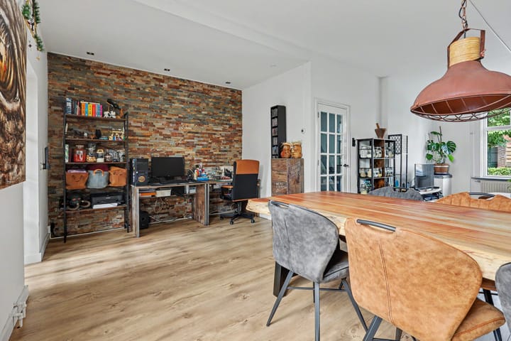Hoekwoning te koop: Zwanebloemstraat 4, Almelo