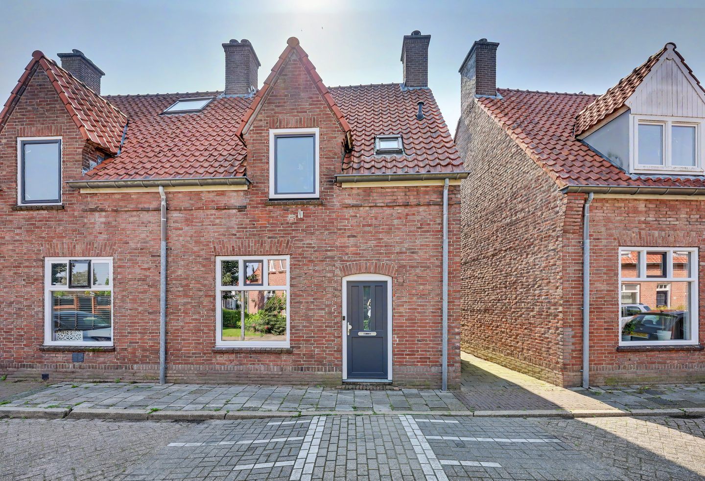 Foto 1 van Zwanebloemstraat 4