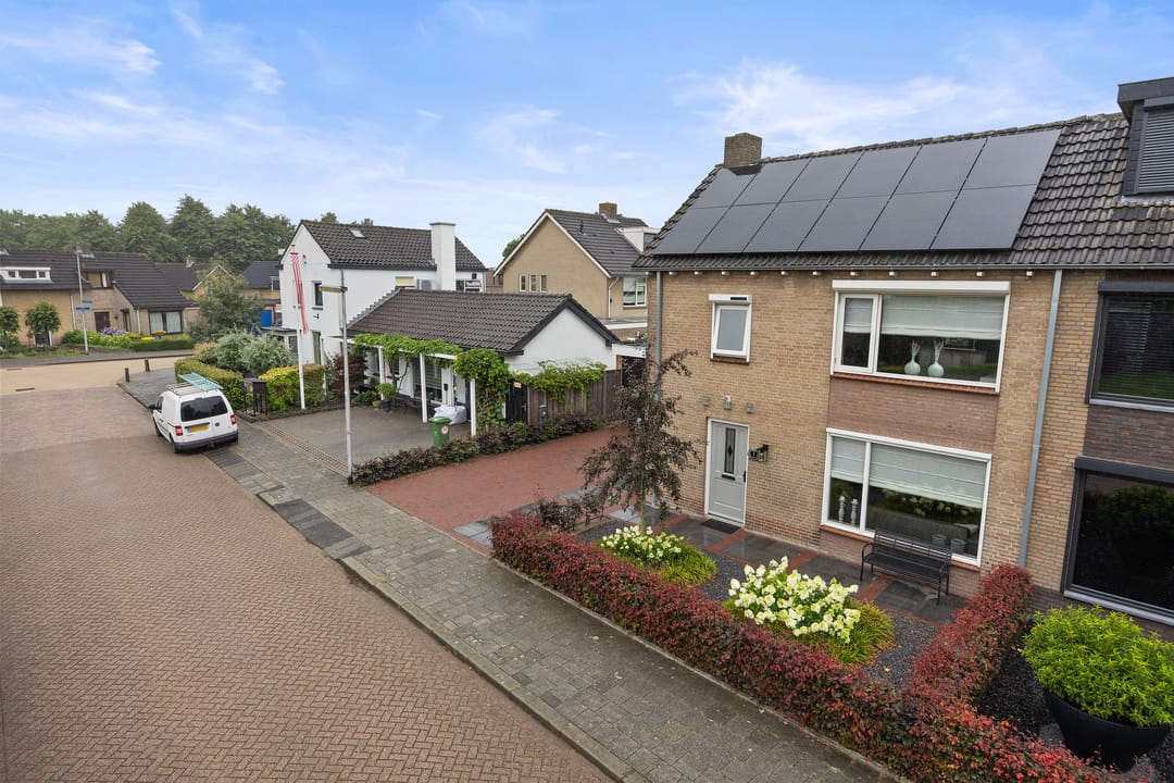 Photo 52 of Chrysantenstraat 1