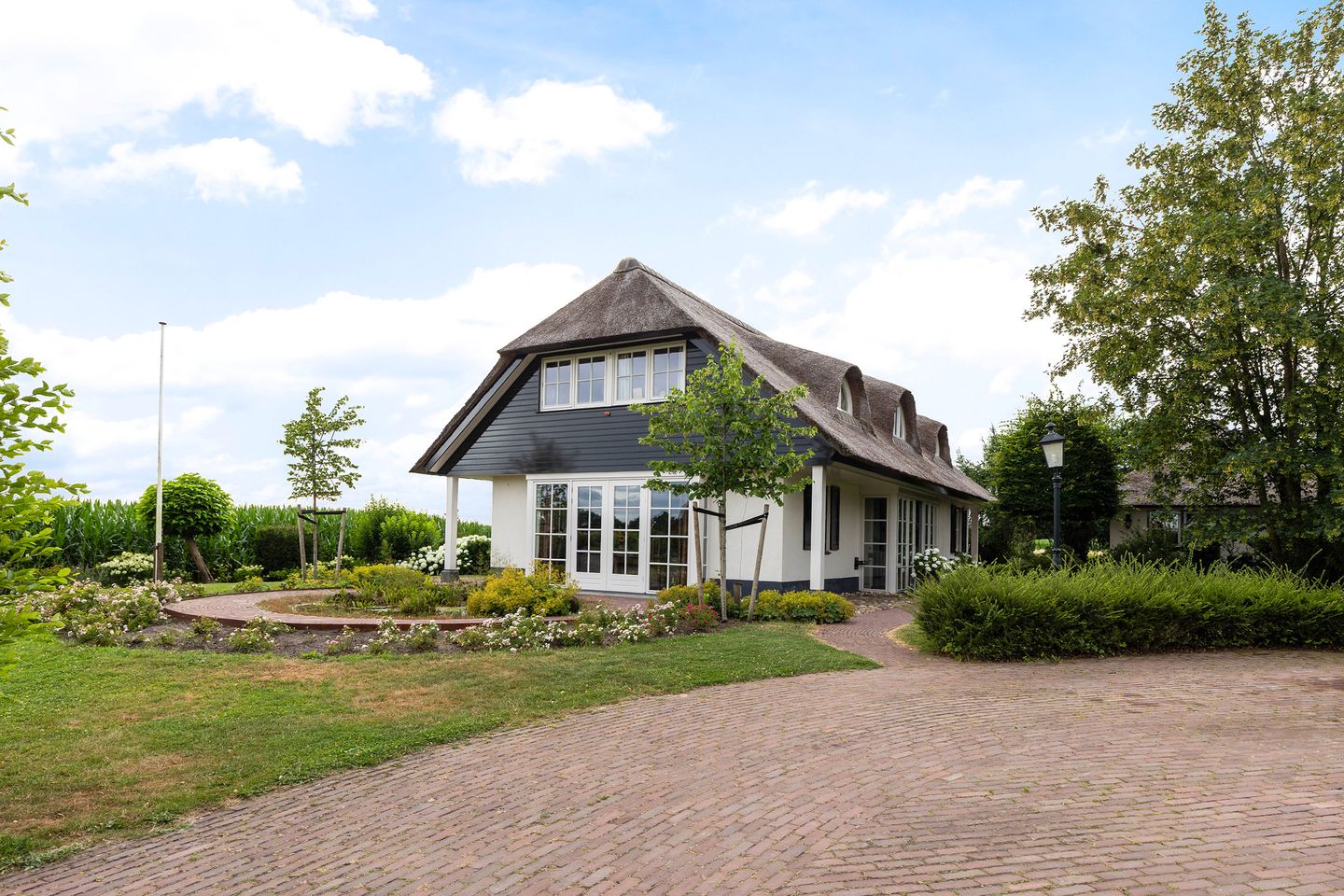 Foto 40 van Voorste Kerkweg 22
