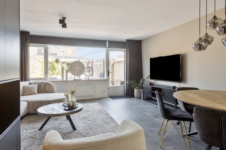 Hoekwoning te koop: Dassenlaan 2, Veenendaal