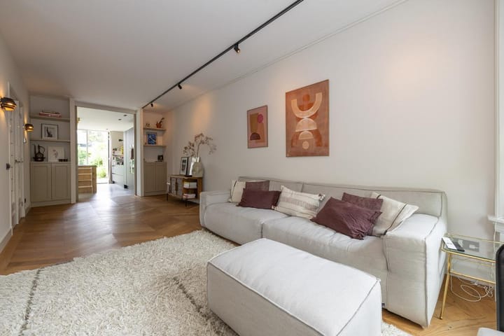 Hoekwoning te huur: Nieuwe Englaan 8B, Bussum