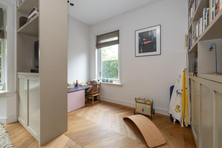 Hoekwoning te huur: Nieuwe Englaan 8B, Bussum