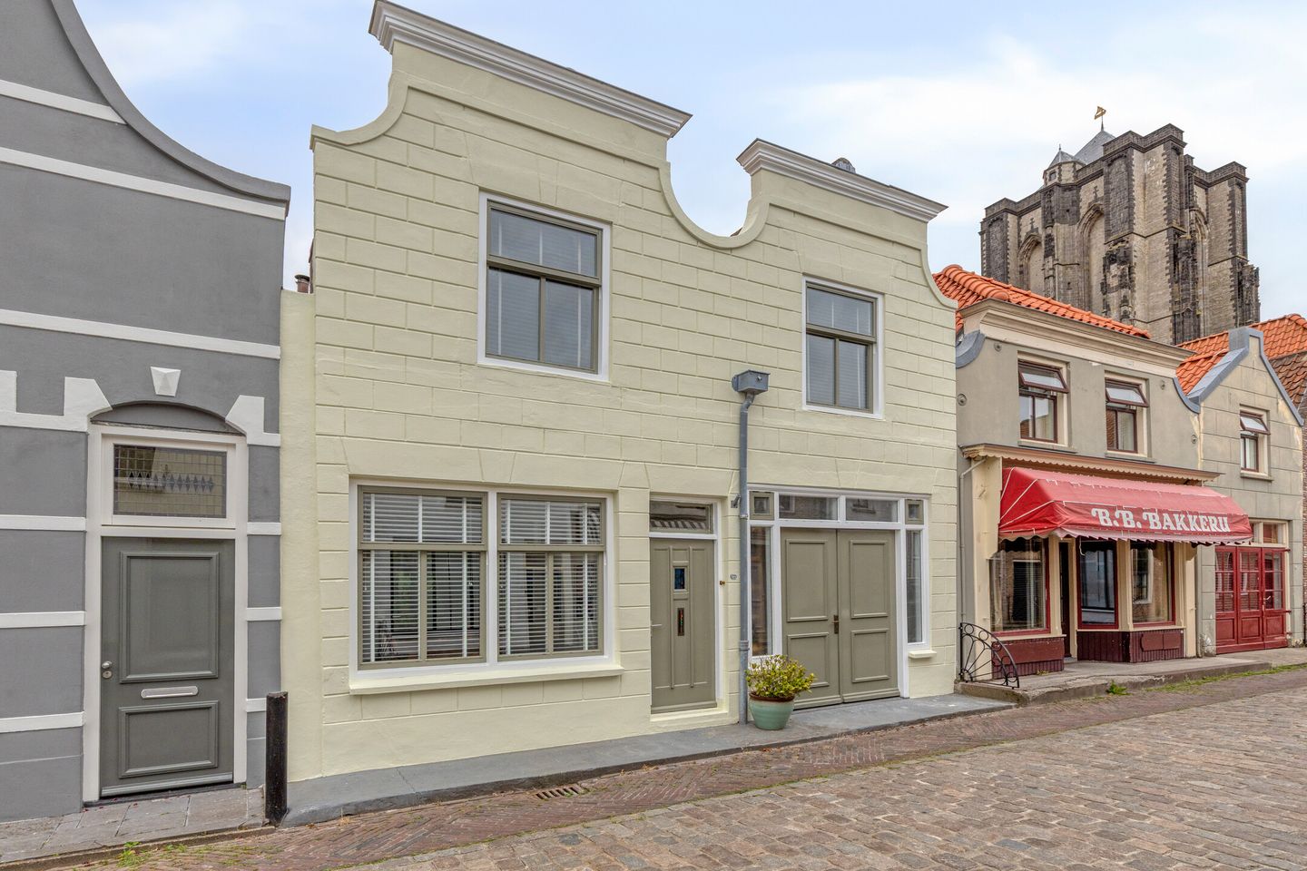 Foto 1 van Varremarkt 22