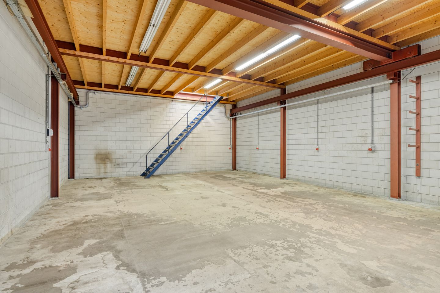 View photo 4 of Ambachtsring 7-M