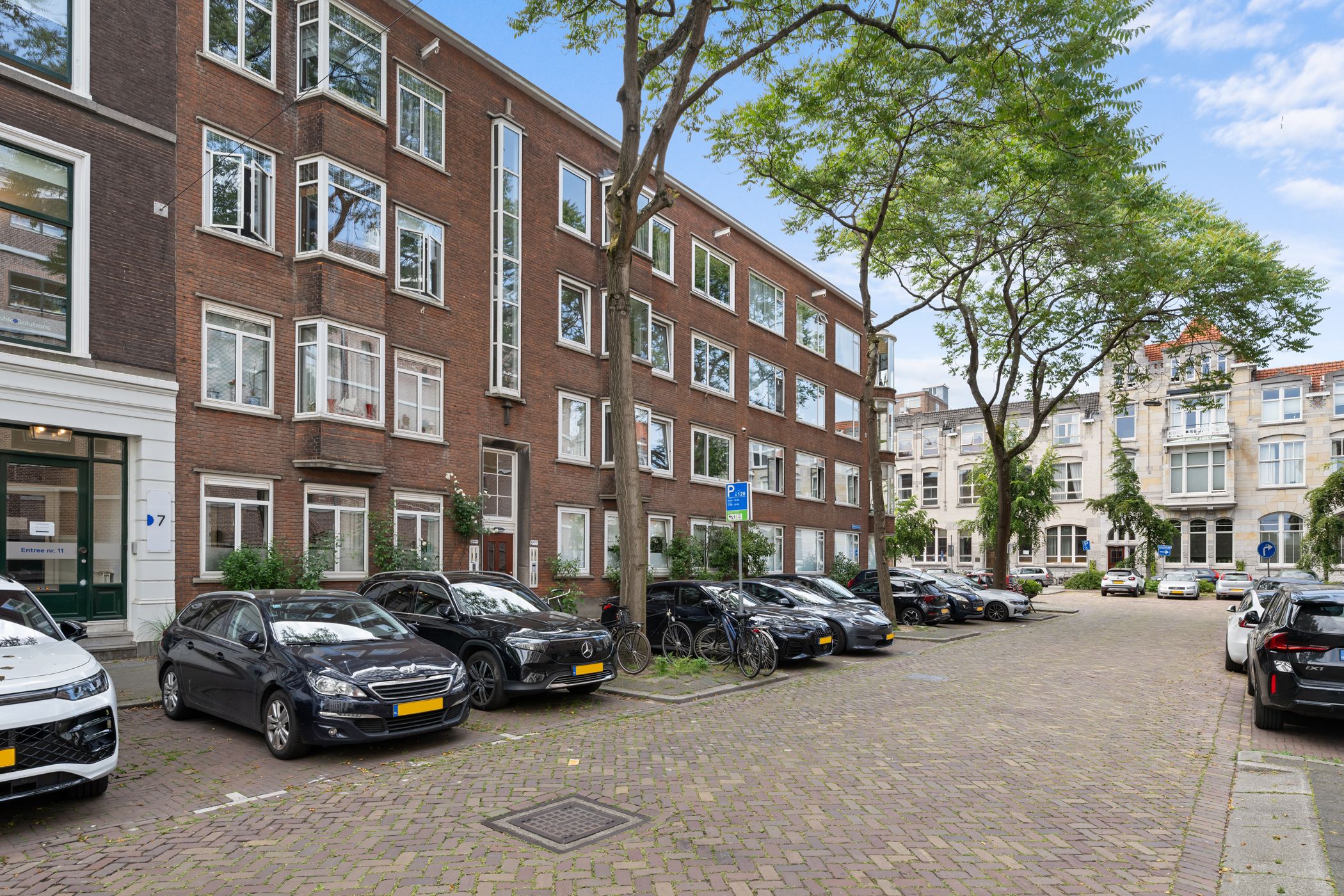 Photo 27 of Zeemansstraat 5-A