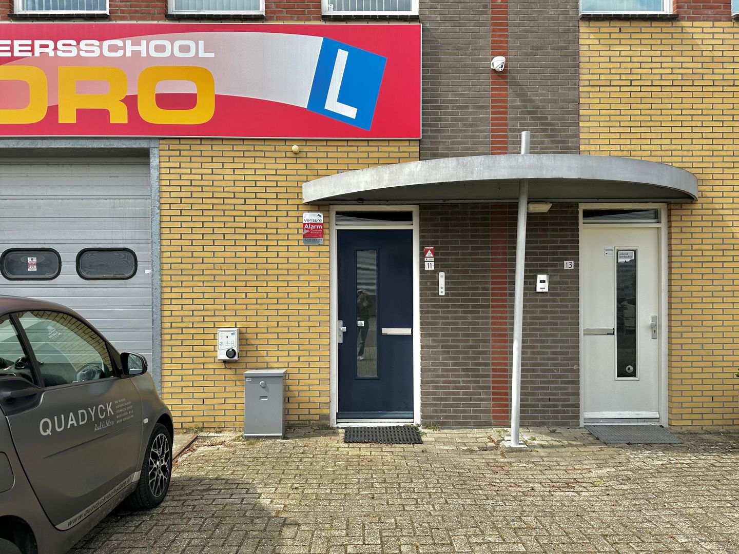 Bekijk foto 2 van Impuls 11