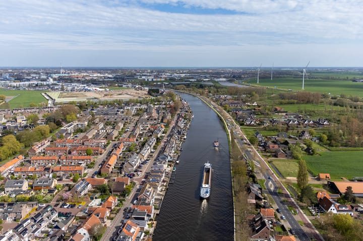Tussenwoning te koop: Hoogewaard 48, Koudekerk Aan Den Rijn