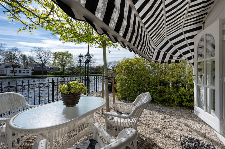 Tussenwoning te koop: Hoogewaard 48, Koudekerk Aan Den Rijn