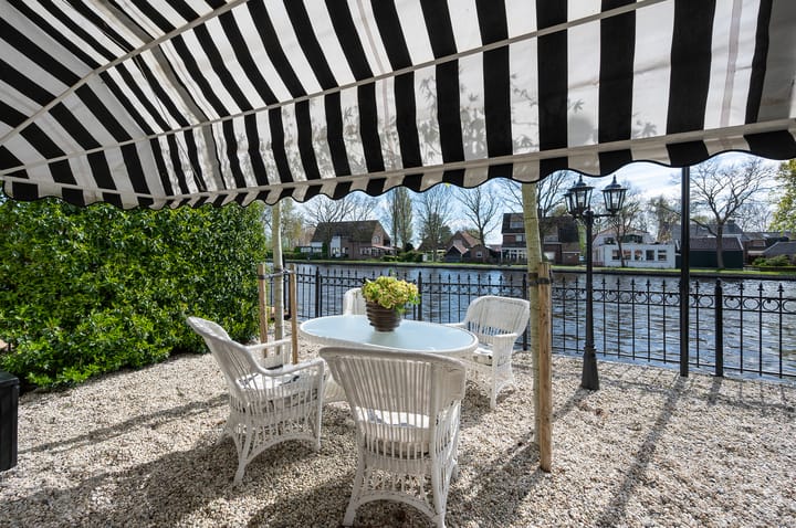 Tussenwoning te koop: Hoogewaard 48, Koudekerk Aan Den Rijn