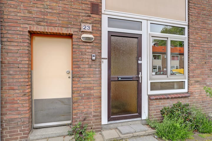 Tussenwoning te koop: Aart van der Leeuwstraat 23, Amsterdam