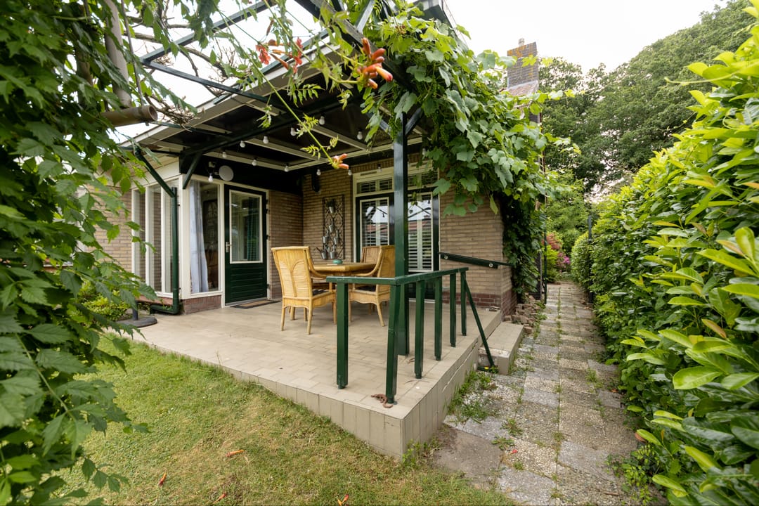 Photo 77 of van Rechterenstraat 8