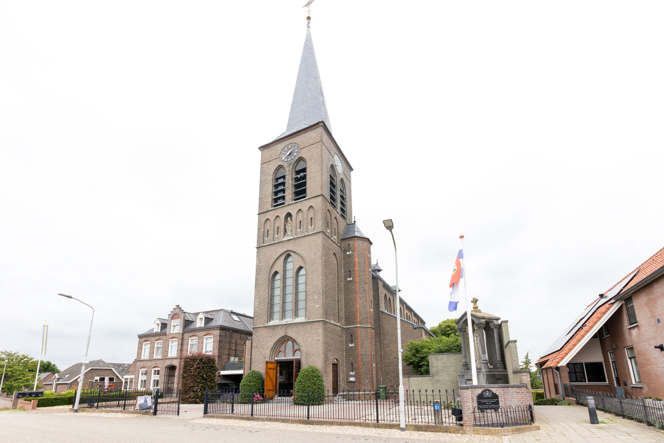Photo 90 of van Rechterenstraat 8
