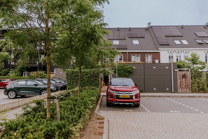 Photo 3 of Lindanusstraat 2-B