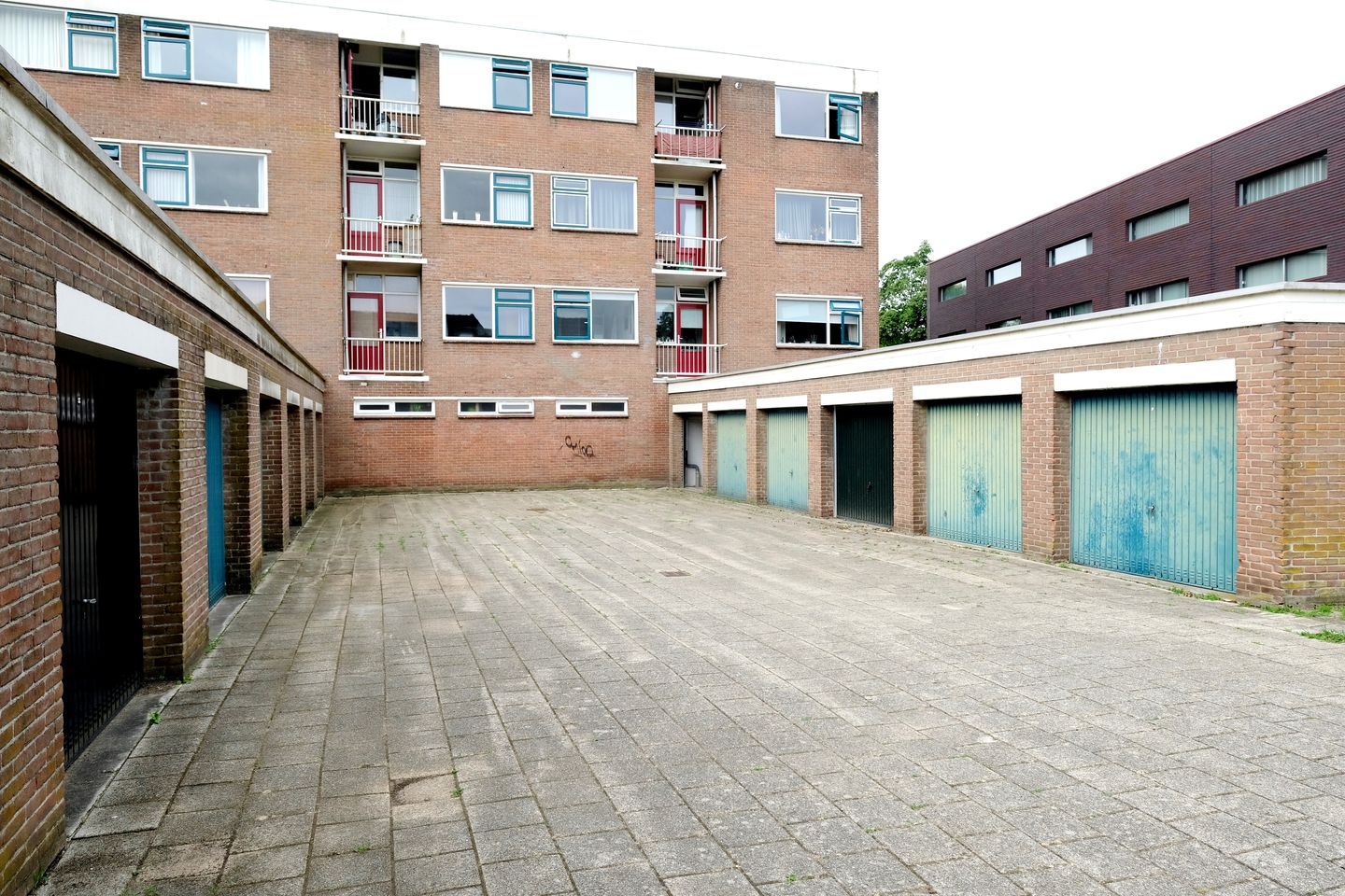 Photo 4 of Betje Wolffstraat 2