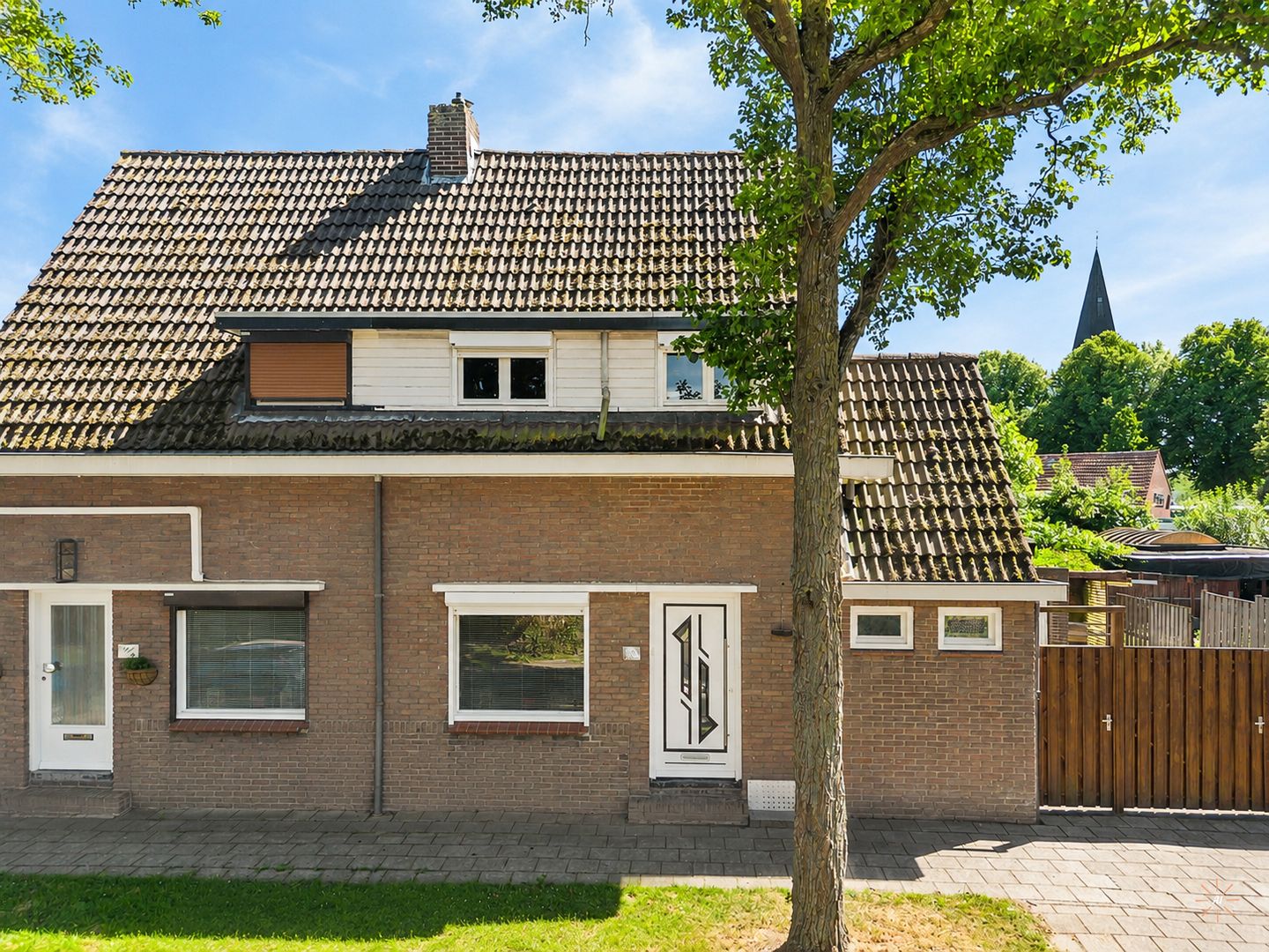 Foto 4 van Esdoornstraat 12