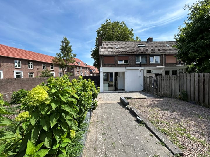 Foto 3 van Karel van den Oeverstraat 2
