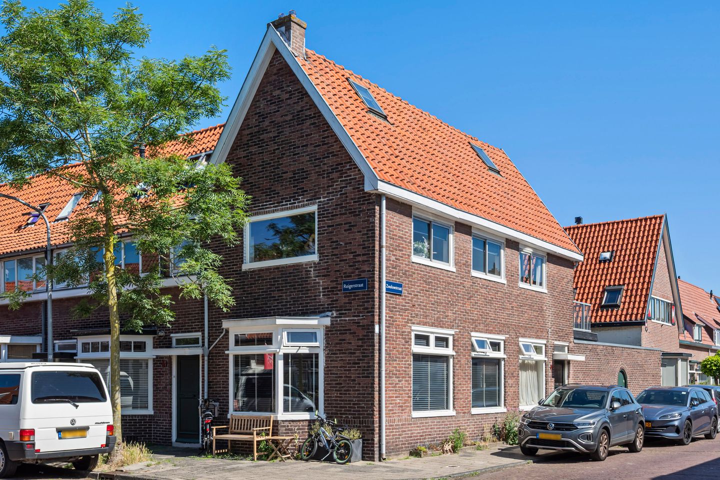 Photo 1 of Zwaluwstraat 35
