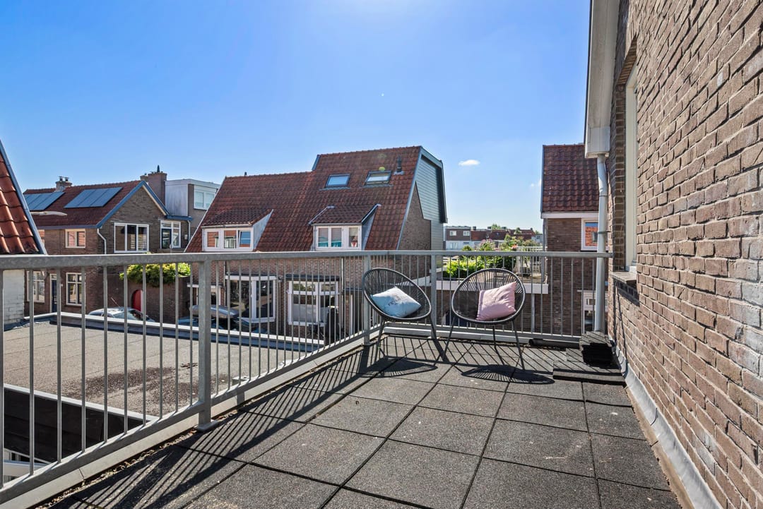 Photo 11 of Zwaluwstraat 35
