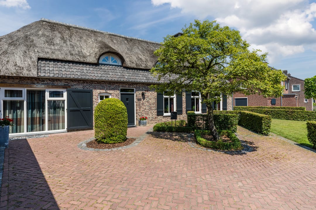 Photo 7 of Dorpstraat 123