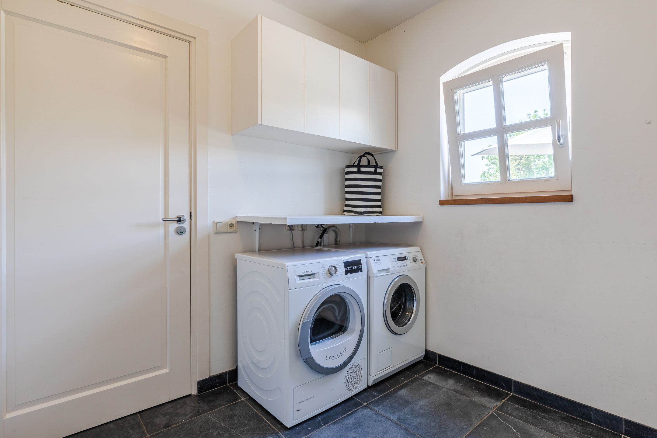 Photo 30 of Dorpstraat 123