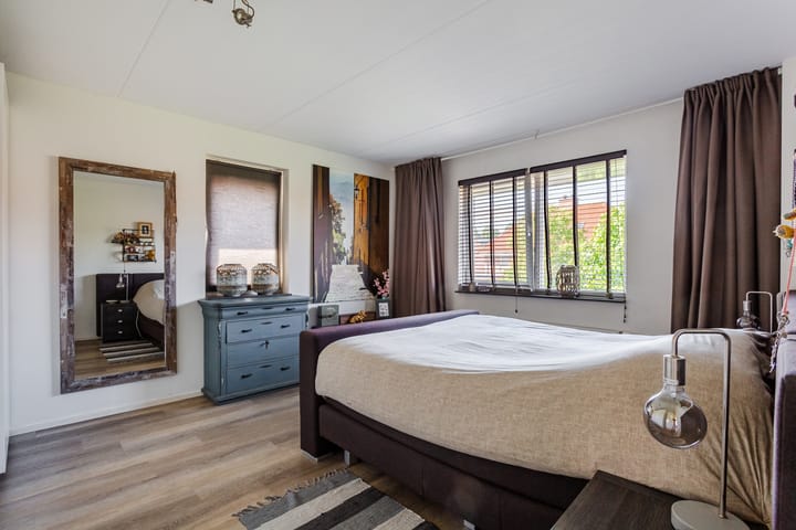Vrijstaande woning te koop: Baksteen 79, Dronten