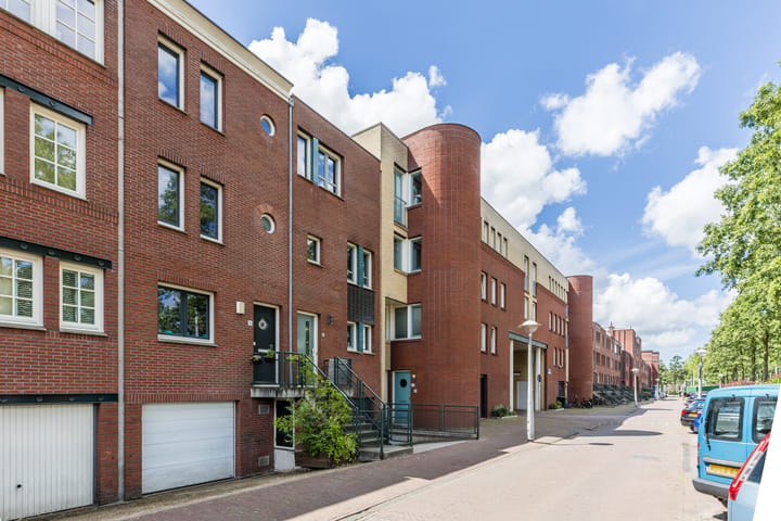Foto 4 van Dom H. van der Laanstraat 8