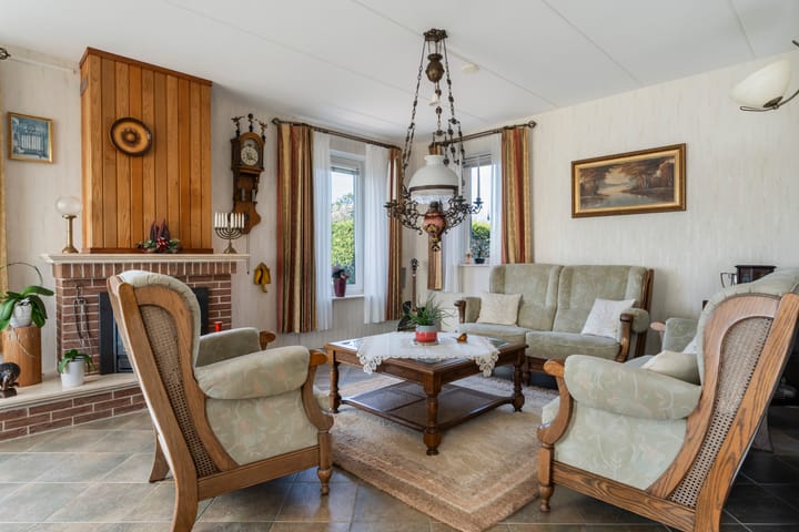 Vrijstaande woning te koop: Nijesyl 46, Ijlst