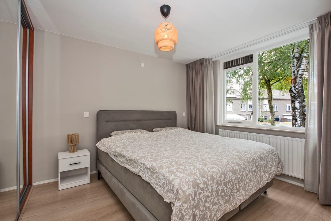 Photo 17 of Pierre Monteuxstraat 39