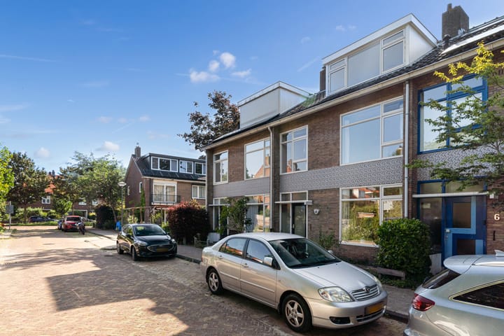 Tussenwoning te koop: Duyvendakstraat 4, Leiden